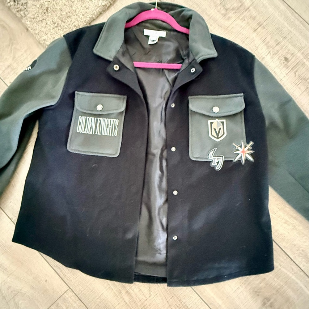 Vegas Golden Knights Women’s FAN jacket, thick wool with lining.